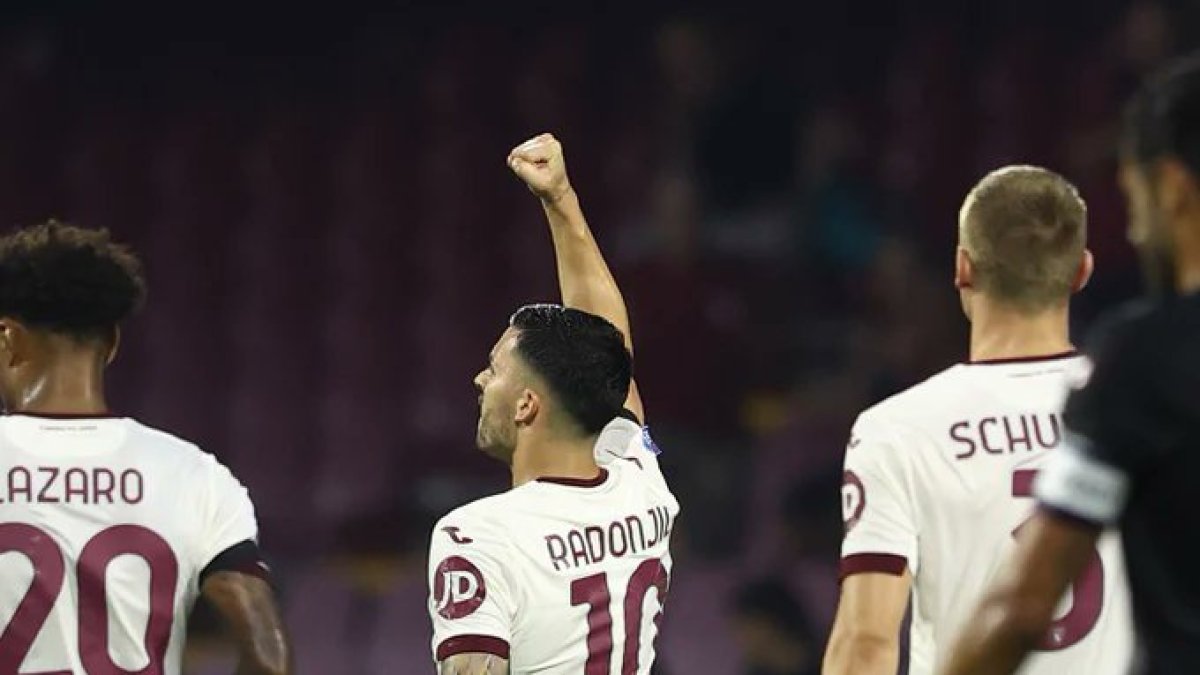 Radjonjic celebró su gol.