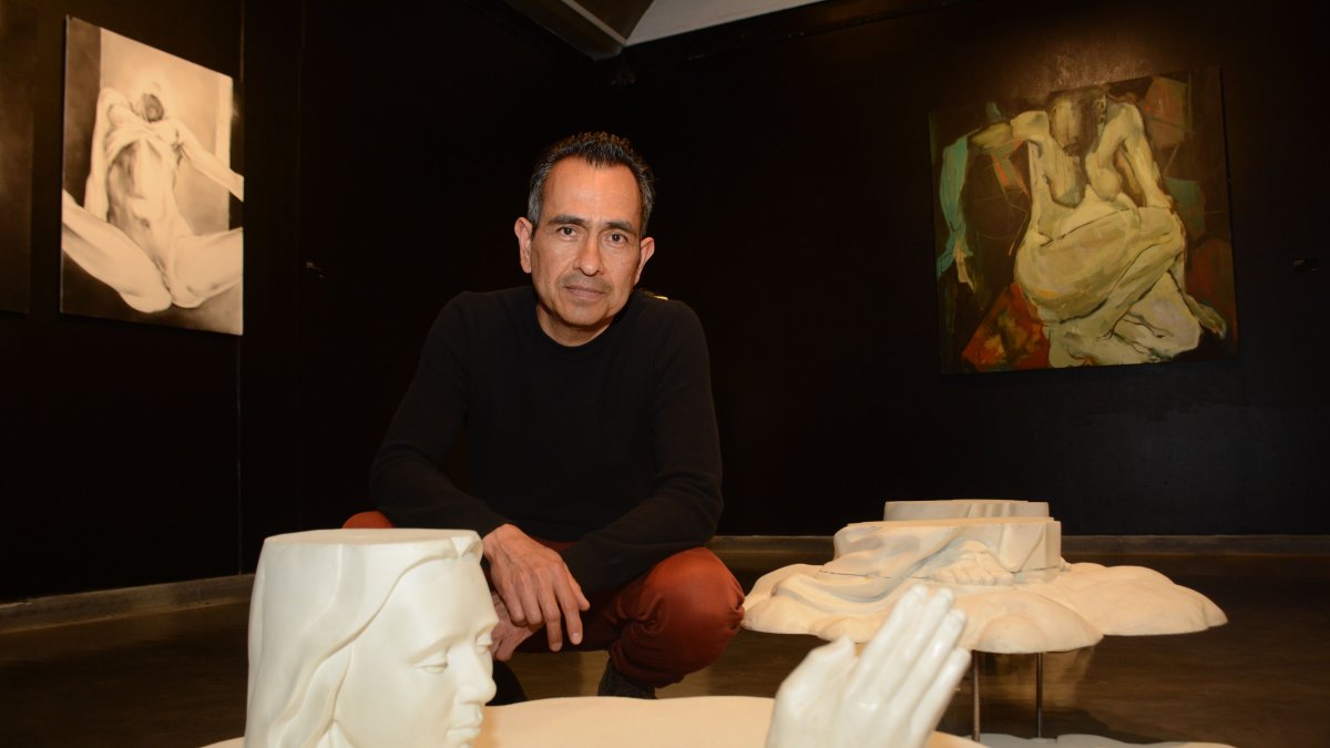 Nixon Cordova nos da detalles de su obra expuesta en la Alianza Francesa de Quito.