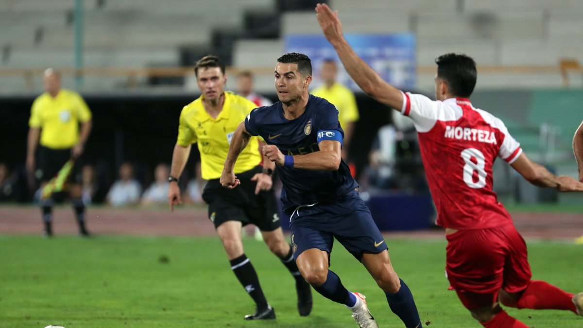 El astro portugués Cristiano Ronaldo fue capitán del Al Nassr en el duelo ante Persépolis.