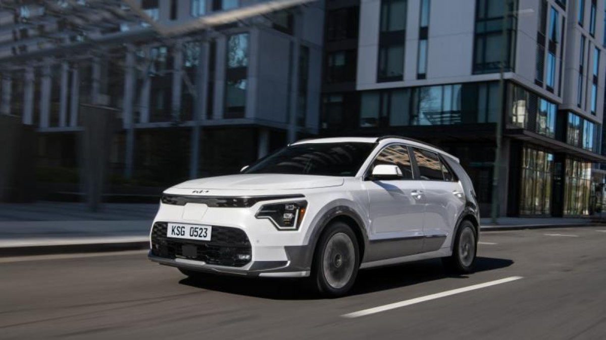 El Niro EV tiene un diseño moderno, espacioso, con asientos para más comodidad y tecnología, conectividad y seguridad avanzadas.