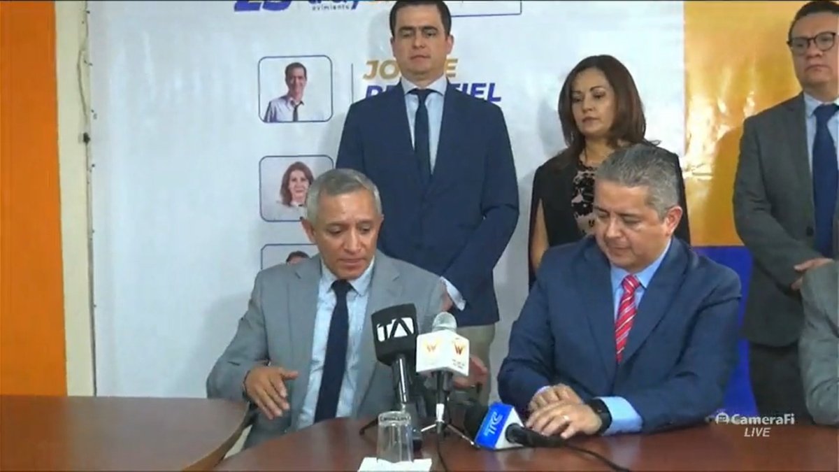 El asambleísta electo, Patricio Carrillo, dijo que hay distractores en la investigación.