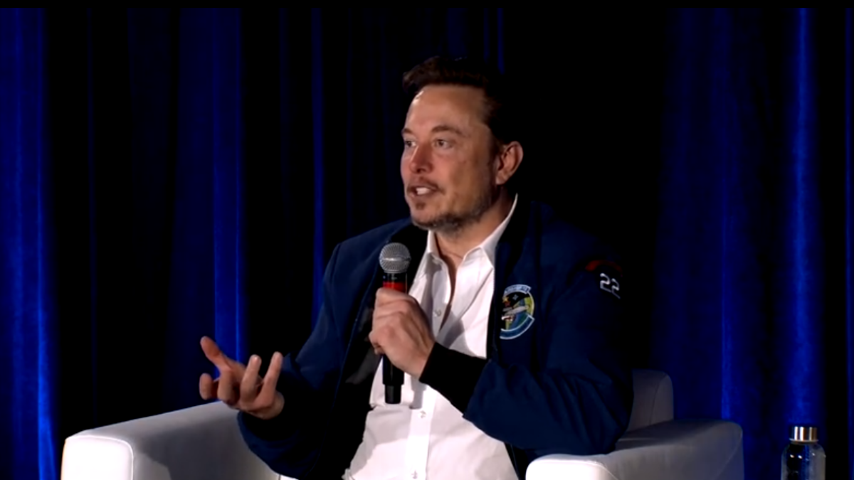 Conversación entre Elon Musk y Benjamin Netanyahu, primer ministro de Israel, en que se tocaron, entre otros temas, el freno de mensajes de odio en la red social.