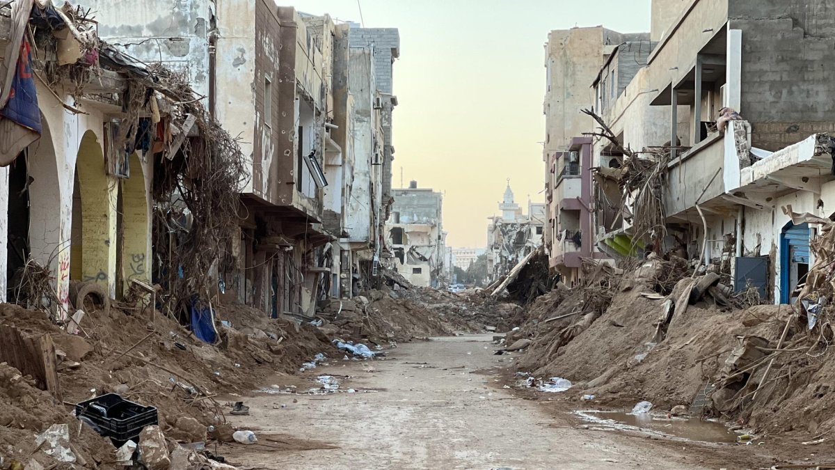 Un vecindario en ruinas en Derna, Libia.