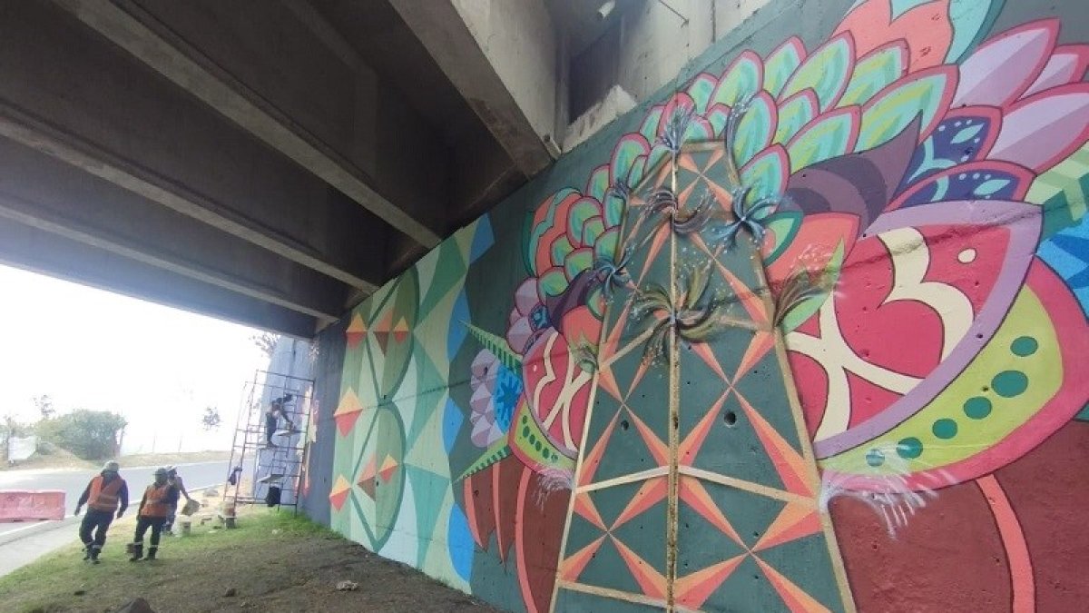 Trabajos. Los murales en Zámbiza están por concluir.