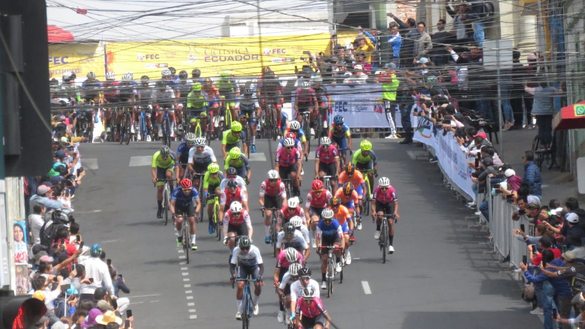 La Vuelta al Ecuador dio inicio