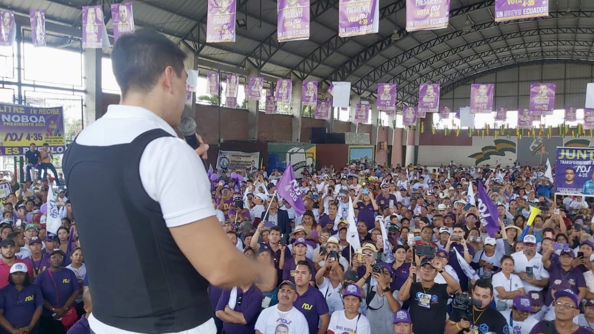 Al menos cuatro partidos apoyan la candidatura del presidenciable Daniel Noboa.