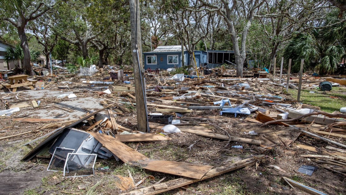Edificios destruidos después de que el huracán Idalia en la ciudad de Horseshoe Beach, Florida, en una fotografía de archivo.