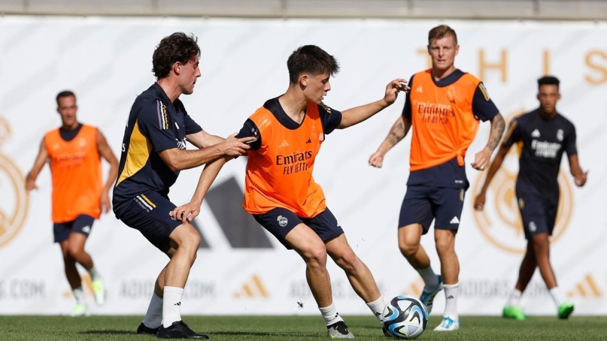 Arda Guler se lesionó sobre el final de la práctica de este martes 26 de septiembre.