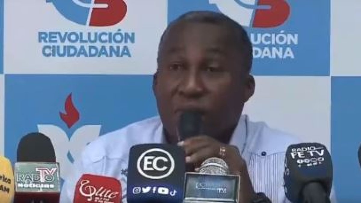 Pedido. Roberto Cuero denunció posibles ataques que perjudicaría la candidatura de Luisa González