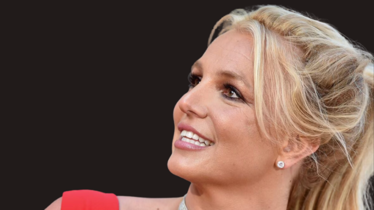 En sus redes sociales, “la princesa del pop” ha publicado una serie de videos que han puesto a hablar a sus seguidores.