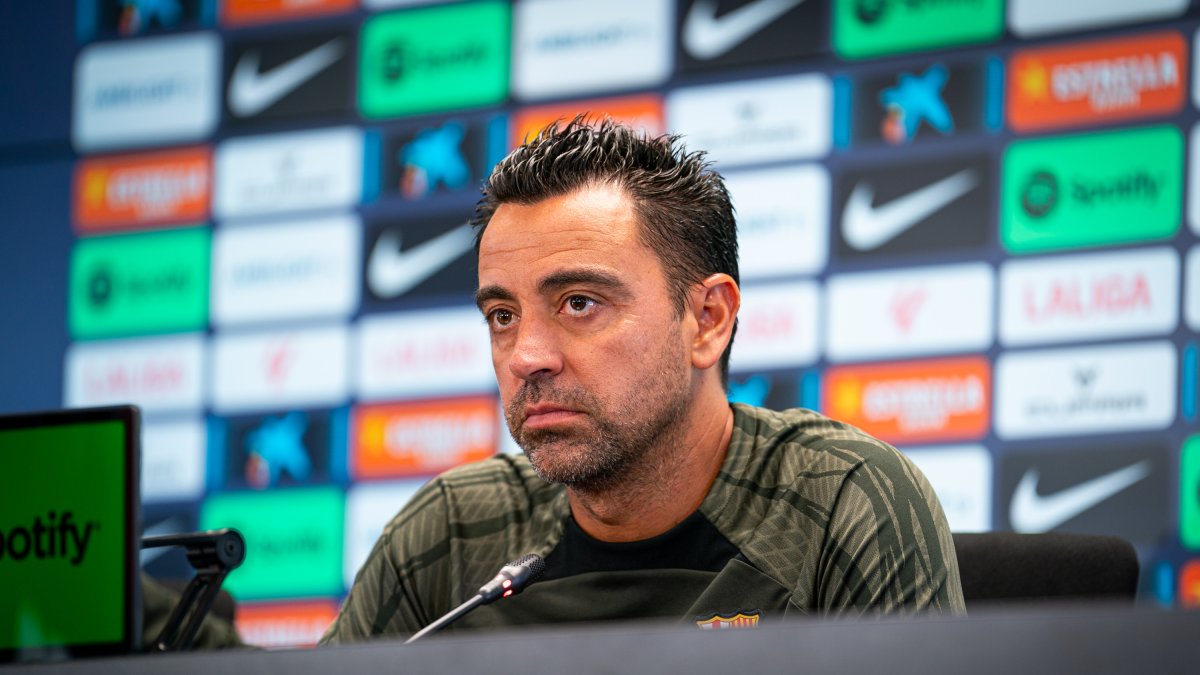 Xavi brindó declaraciones en rueda de prensa.