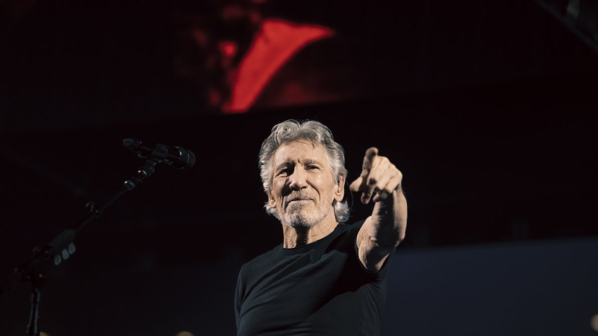 Roger Waters se habría burlado de la abuela de uno de sus compañeros, quien murió ejecutada en la Segunda Guerra Mundial.