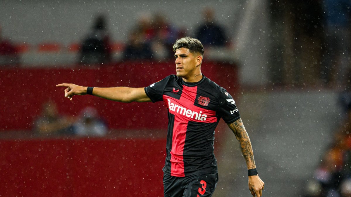 Hincapié espera ser titular en este cotejo.