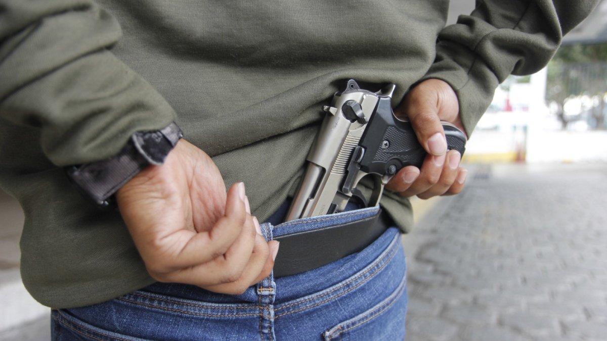 Las armas que cuentan con regulación corresponden a prácticas deportivas, empresas de seguridad y ciudadanos civiles.