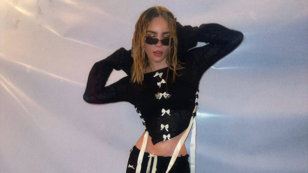 Belinda tiene 34 años.