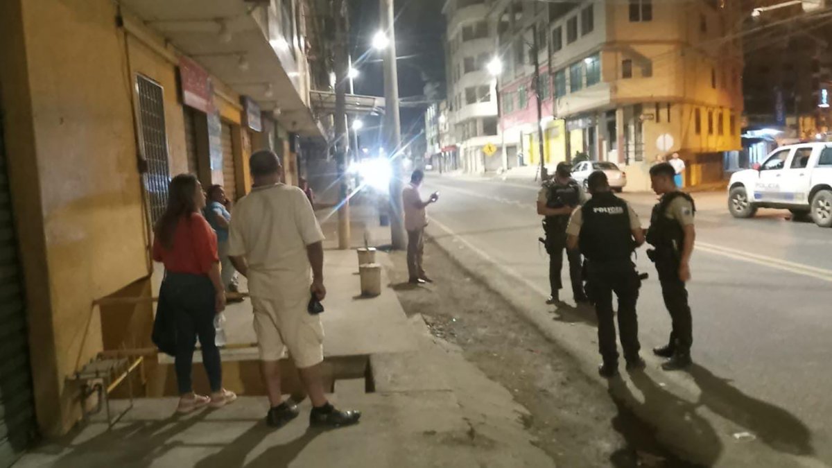 Fue baleada la casa del alcalde de Camilo Ponce Enríquez.