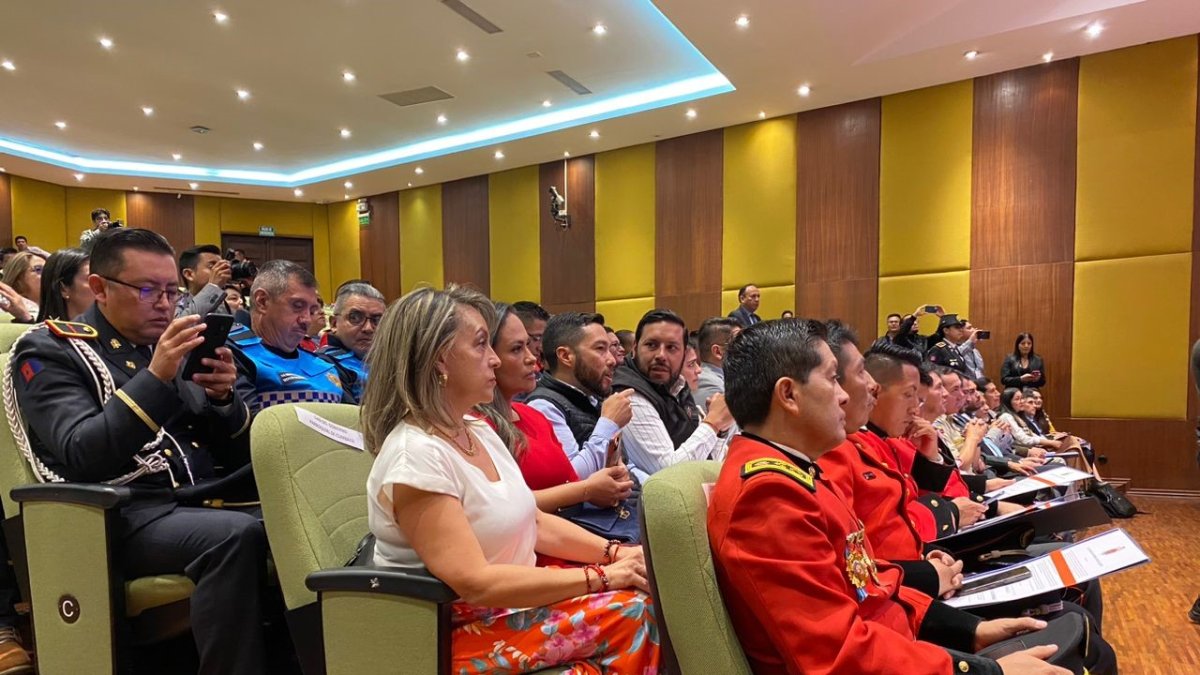 Ceremonia. En el Salón de la Ciudad se entregaron menciones y reconocimientos.
