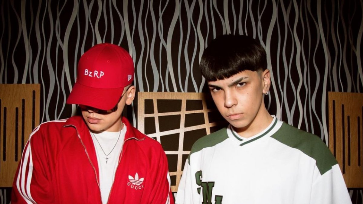 Bizarrap junto al rapero Milo J. El estreno del tema está programado para este miércoles 4 de octubre.