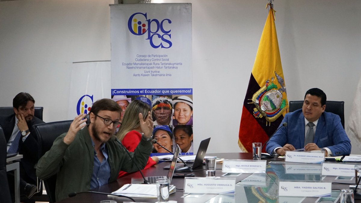 Los miembros de la Liga Azul, según los consultados, han acelerado el descrédito de la entidad.