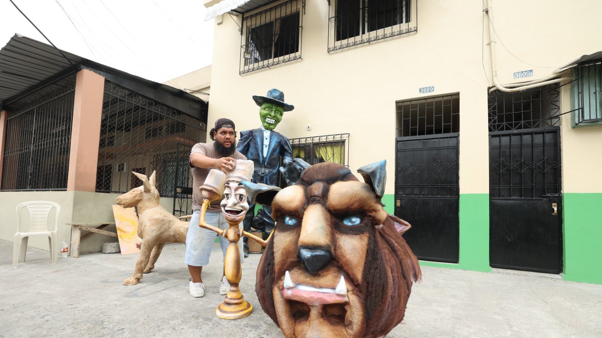 Creación. La Bella y la Bestia es la creación de Jacobo Palacios.