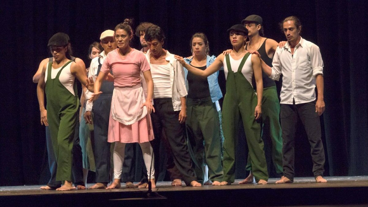 Arte. La pieza adapta el clásico literario nacional ‘Las cruces sobre el agua’.