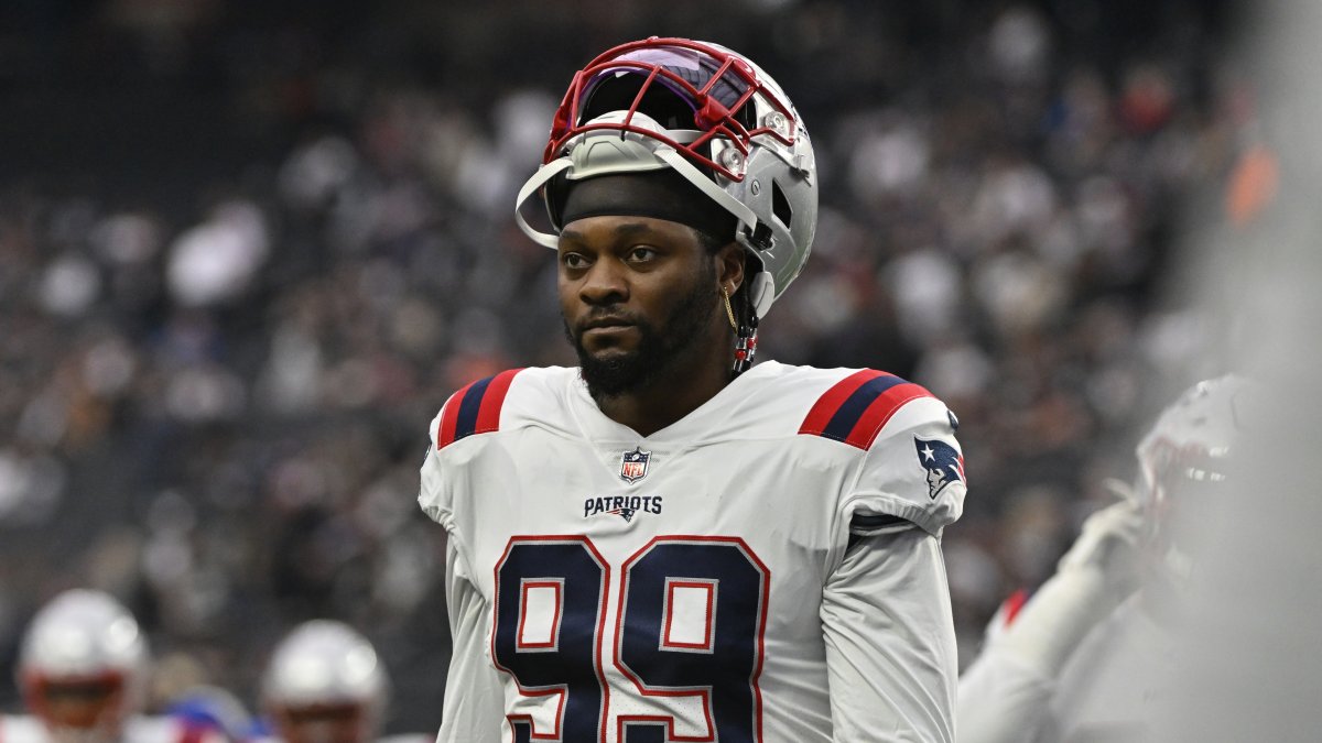 Collin dedicará tiempo completo a su esposa y tres hijos.