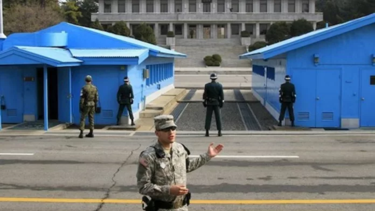 Ministro afirmó que responderá de forma 