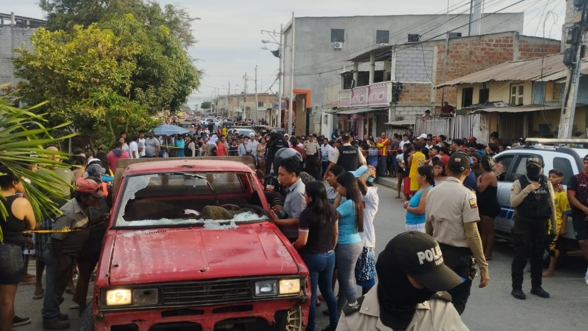 Hecho. Así quedó la camioneta en la que se movilizaban Jordán y Villón, la tarde del pasado 6 de octubre.