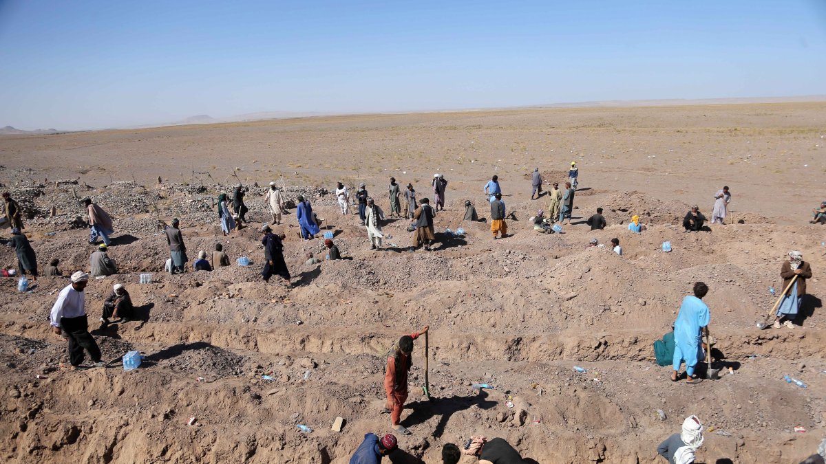 Miles de personas también han quedado afectadas