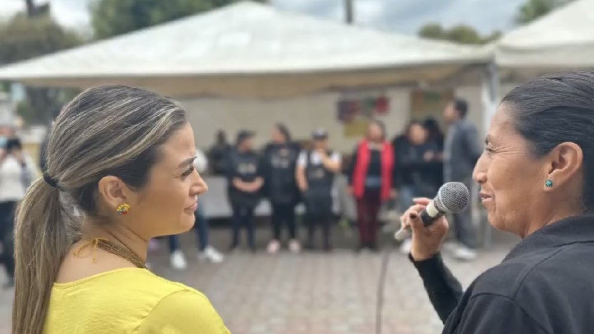 Nicole Bonifaz (i), la nueva presidenta del Consejo de Participación Ciudadana y Control Social (CPCCS).