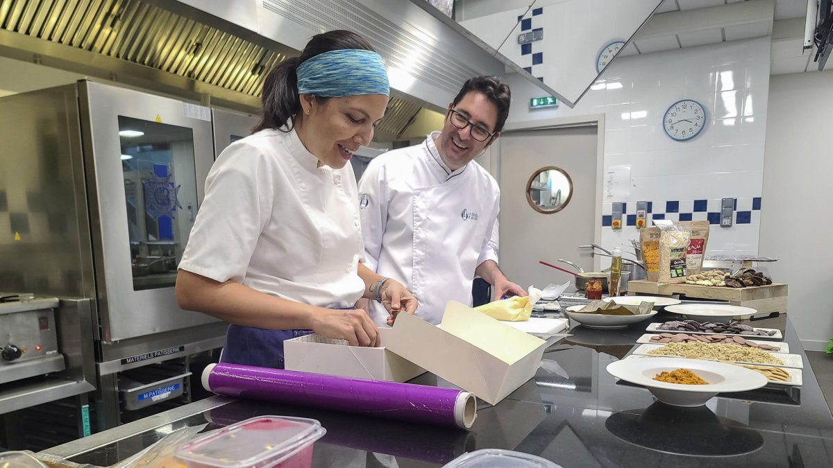 Chefs ecuatorianos realizan una masterclass este martes en París.
