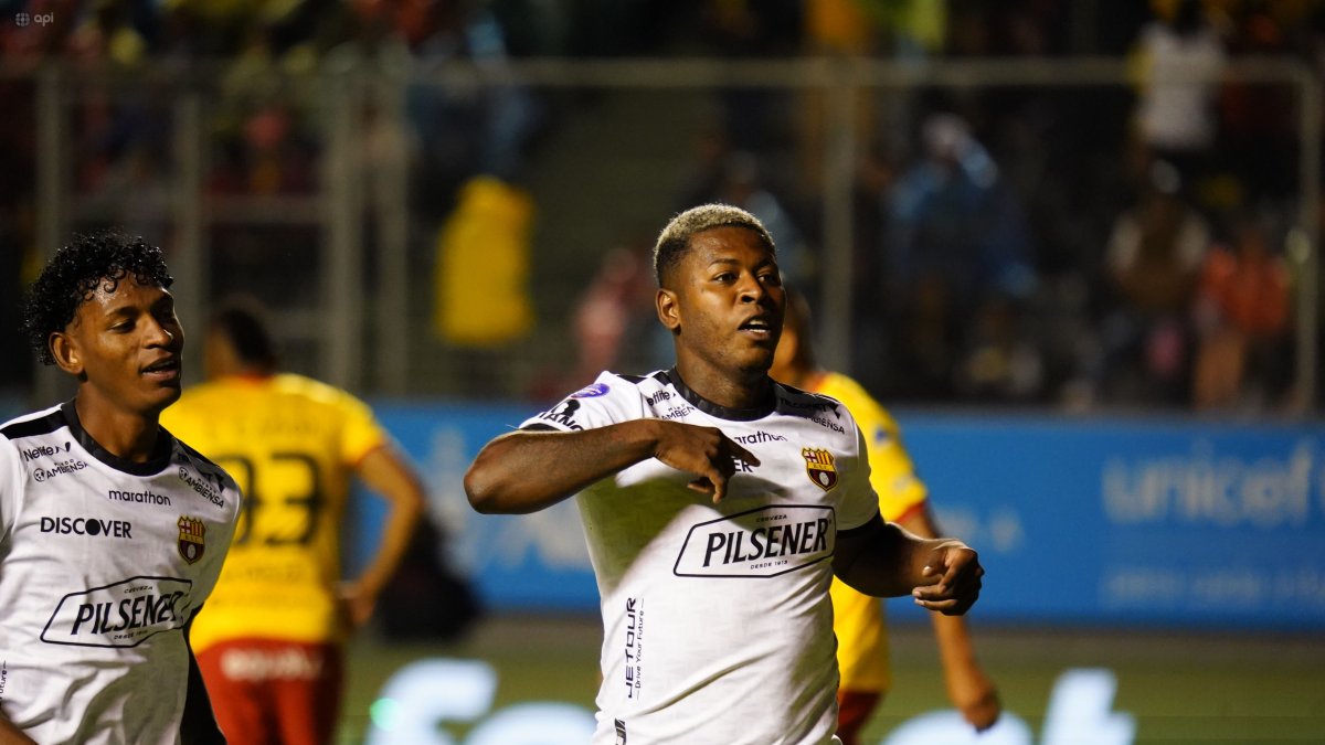 La tabla de posiciones quedó al 'rojo vivo' luego de disputarse la fecha 9.