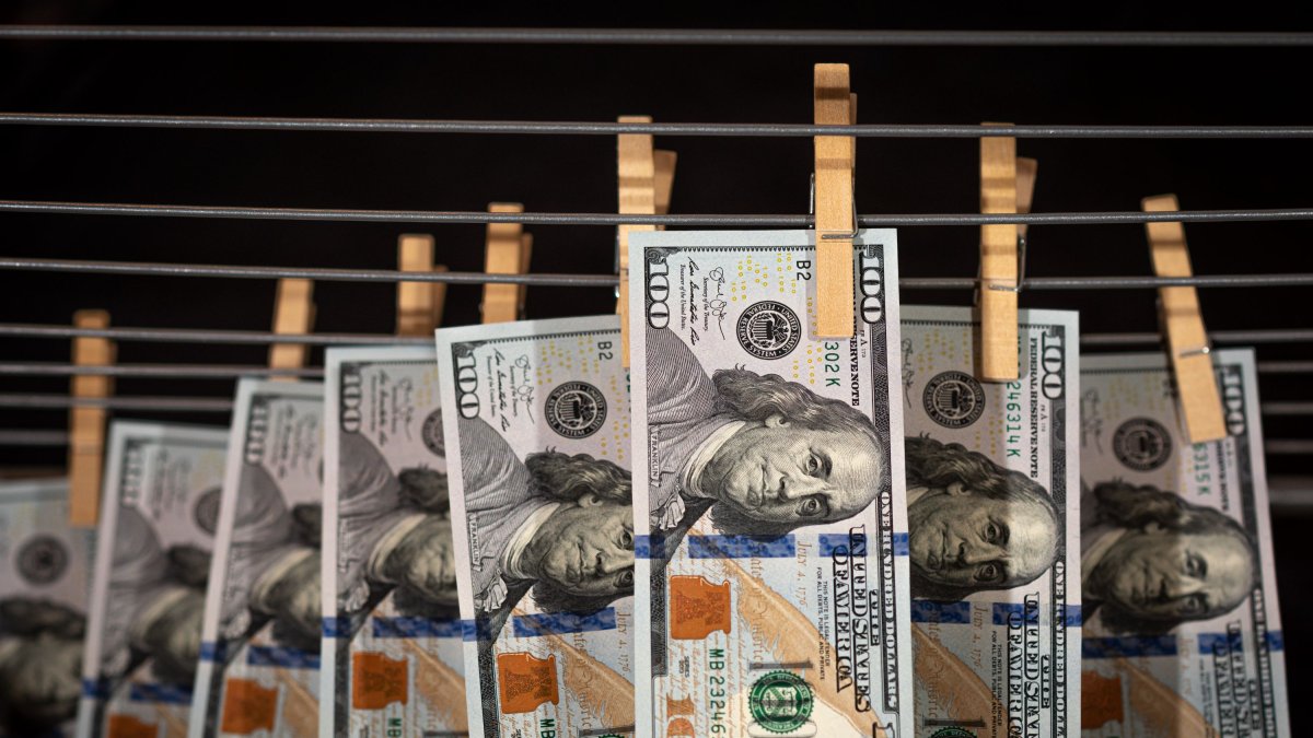 El constante flujo de dinero en efectivo hace permeable la infiltración del narcotráfico en las economías de ciertas ciudades