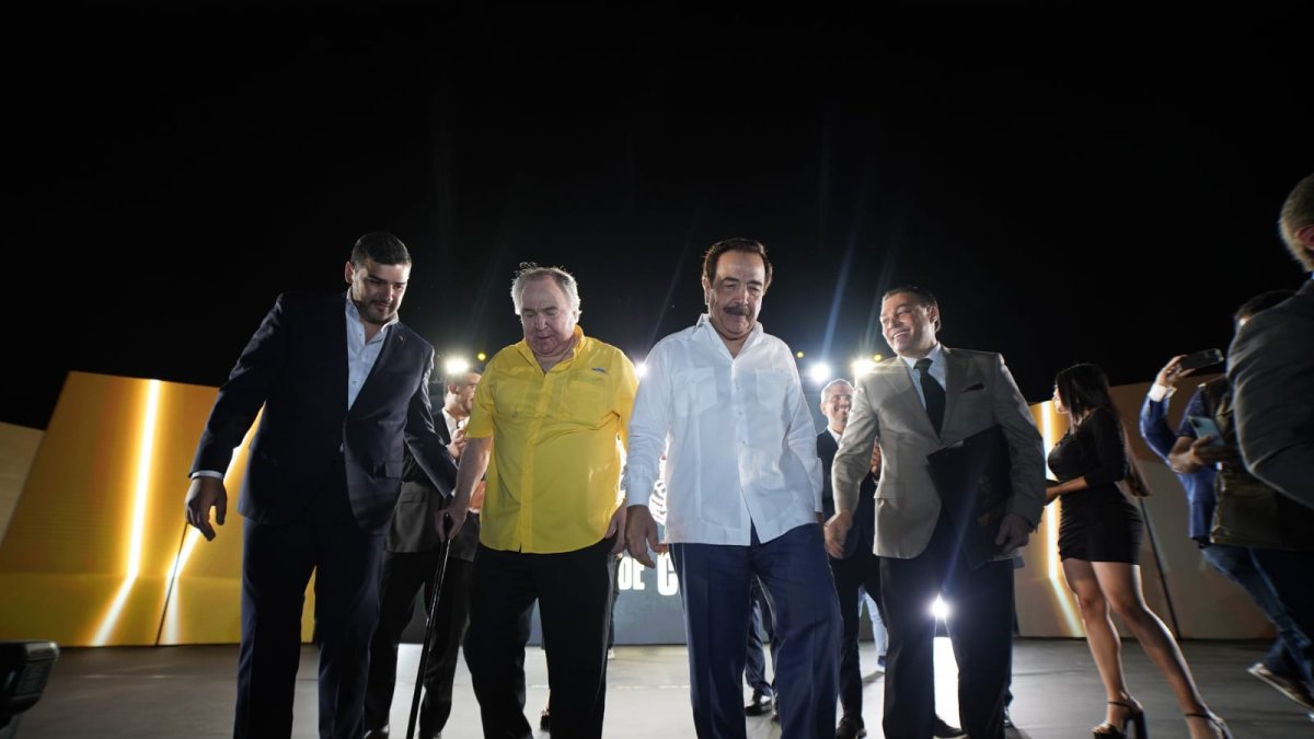 Los rivales políticos dejaron de lado sus diferencias para celebrar a Barcelona