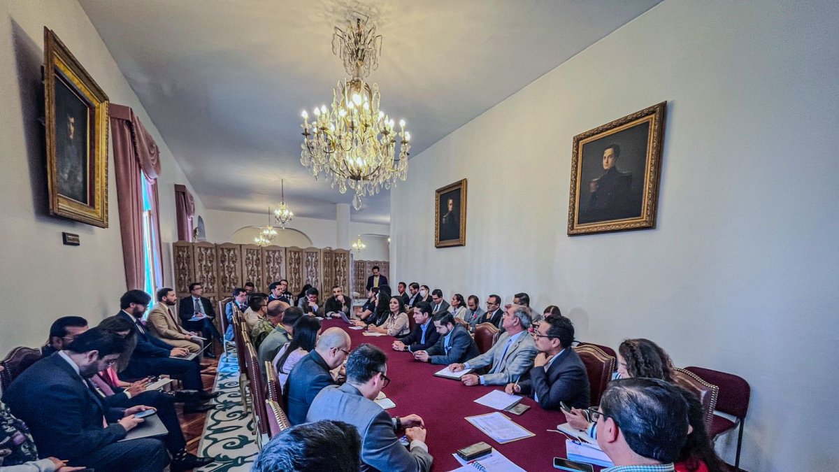 La reunión interinstitucional para coordinar el regreso de los ecuatorianos se realizó el 13 de octubre.
