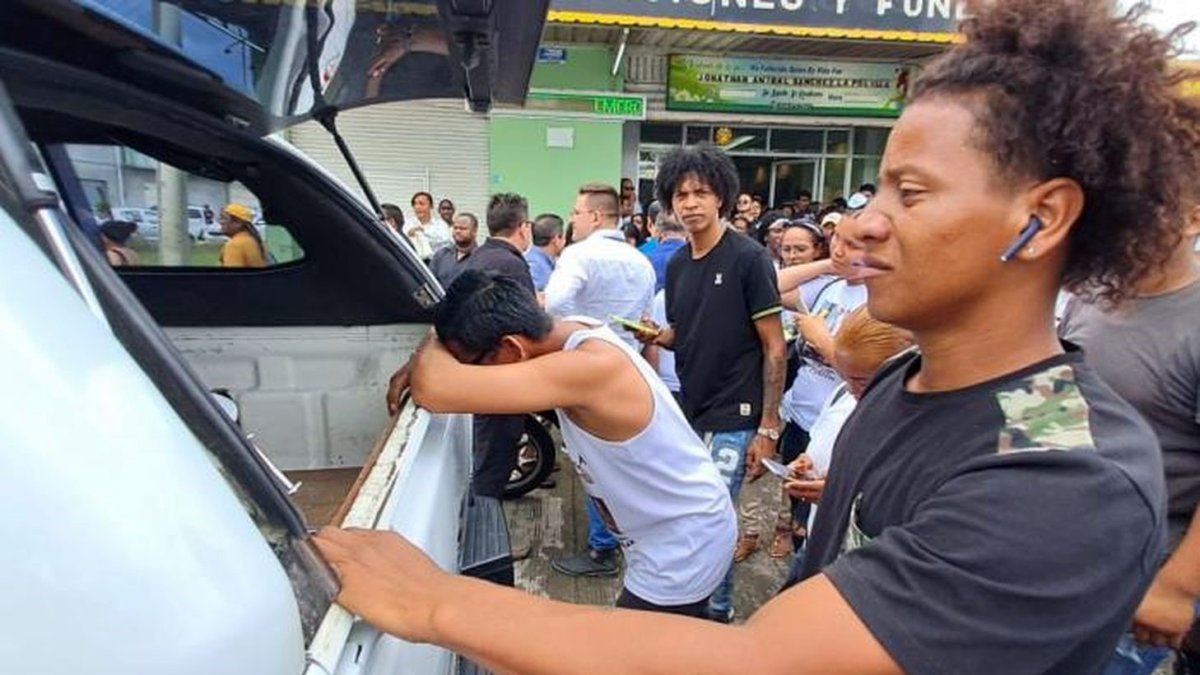 Conmoción. Amigos y familiares del actor lamentaron su fallecimiento.