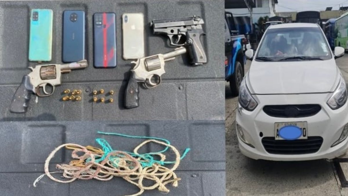 La Policía Nacional recopiló evidencias como armas, celulares, cuerdas y un vehículo.