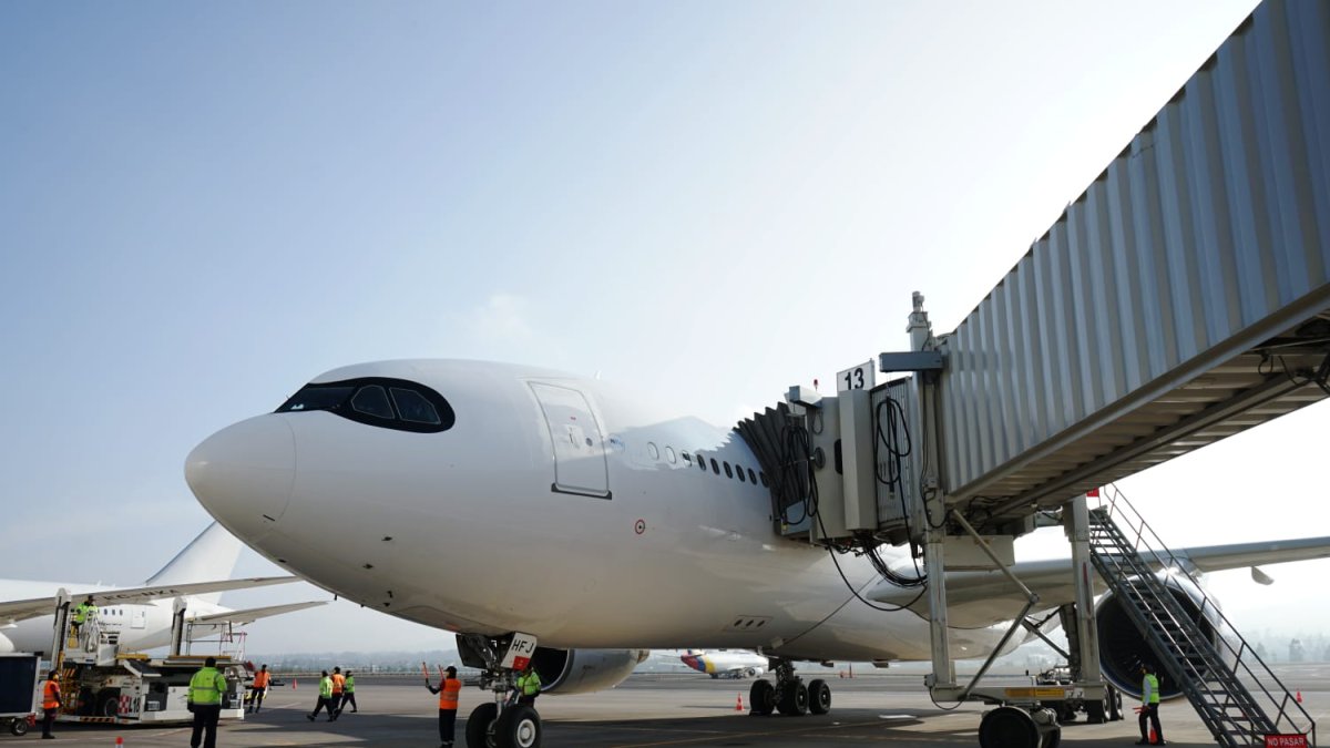 197 personas arribaron del vuelo humanitario