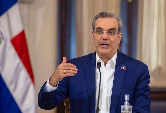 El presidente dominicano, Abinader, proclamado candidato presidencial