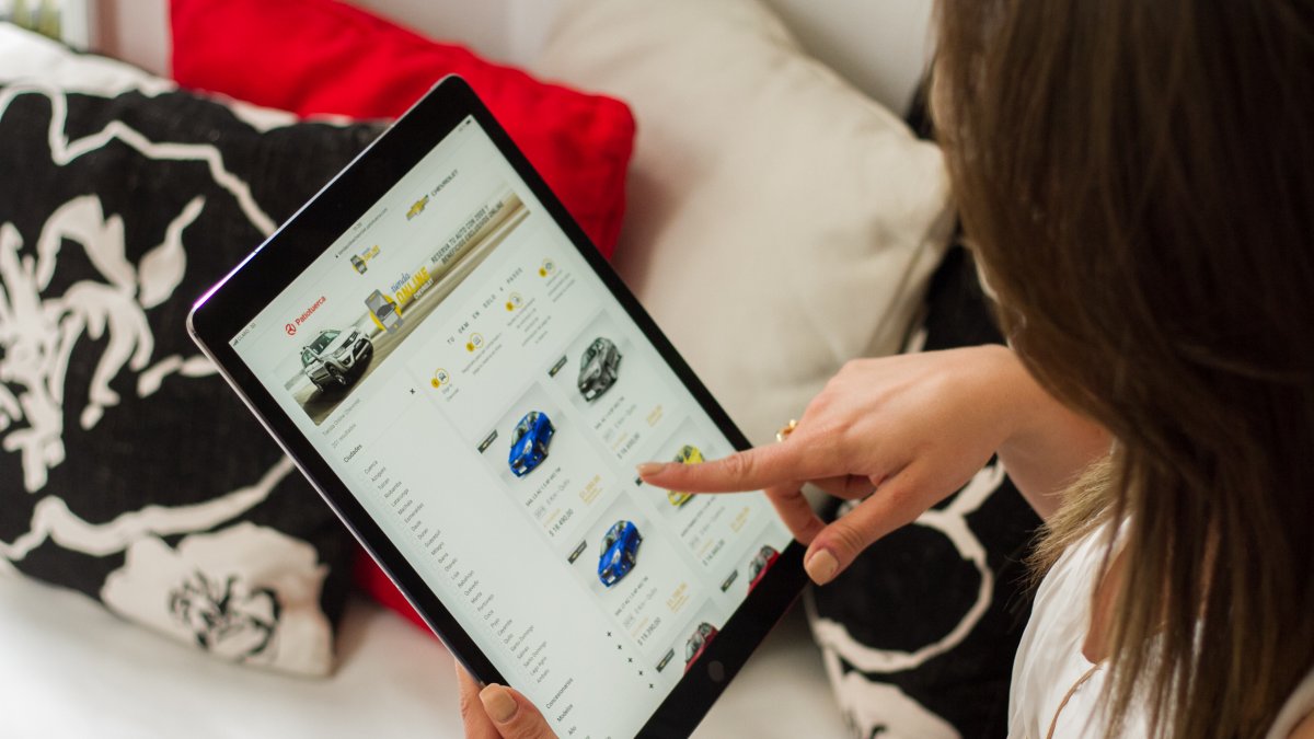 Tienda.- Los locales que venden en línea también tienen que pagar impuestos.