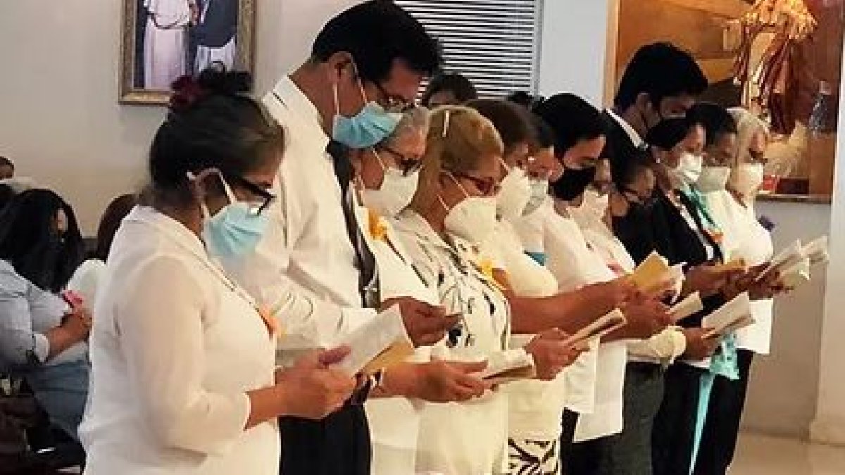 Fieles. Al encuentro acudieron 140 miembros de diferentes parroquias.