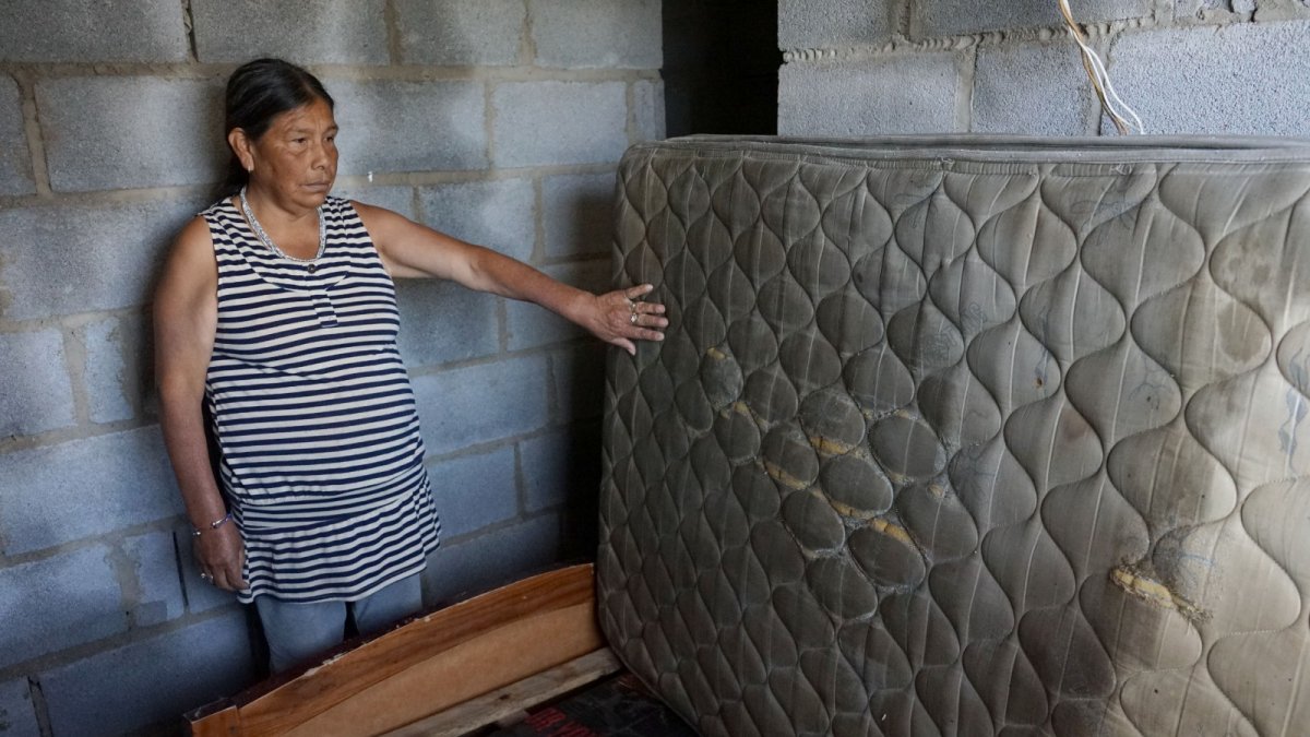 En el sector de La Morita, en Tumbaco, habitantes tuvieron afectaciones a sus enseres por las lluvias.