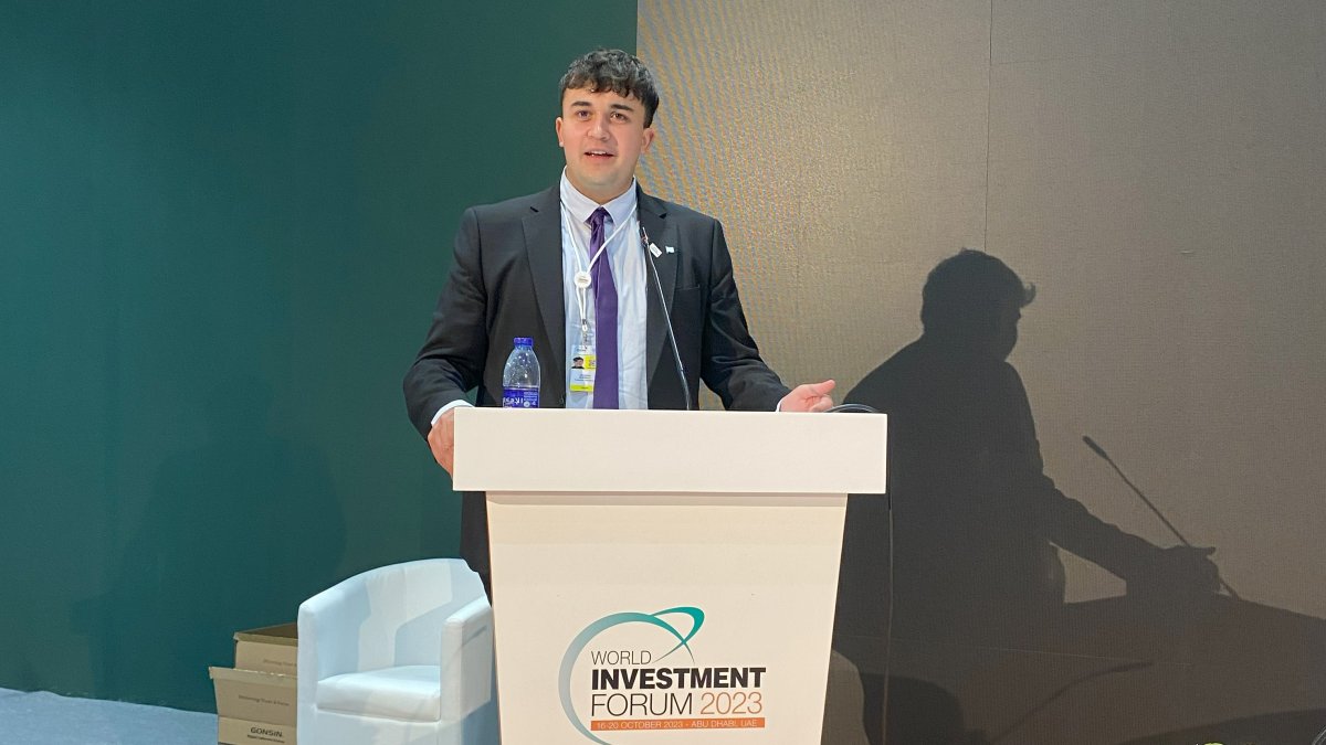 Abad ganó previamente el concurso 'eAwards Ecuador 2023' y se ha destacado en competencias internacionales de innovación.