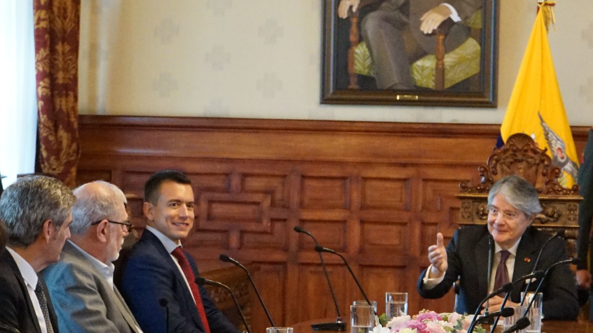 La cita. En la reunión con el presidente saliente, Guillermo Lasso, Dahik acompañó a Daniel Noboa.

René Fraga. Quito 17 octubre del 2023 Agencia ( ag - exreso ag extra )