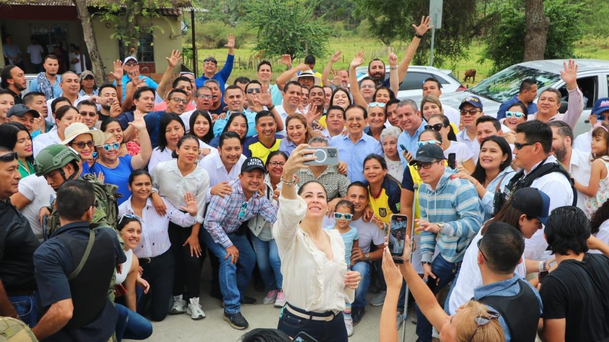 En la última semana de la campaña, los presidenciables se volcaron a las redes sociales.