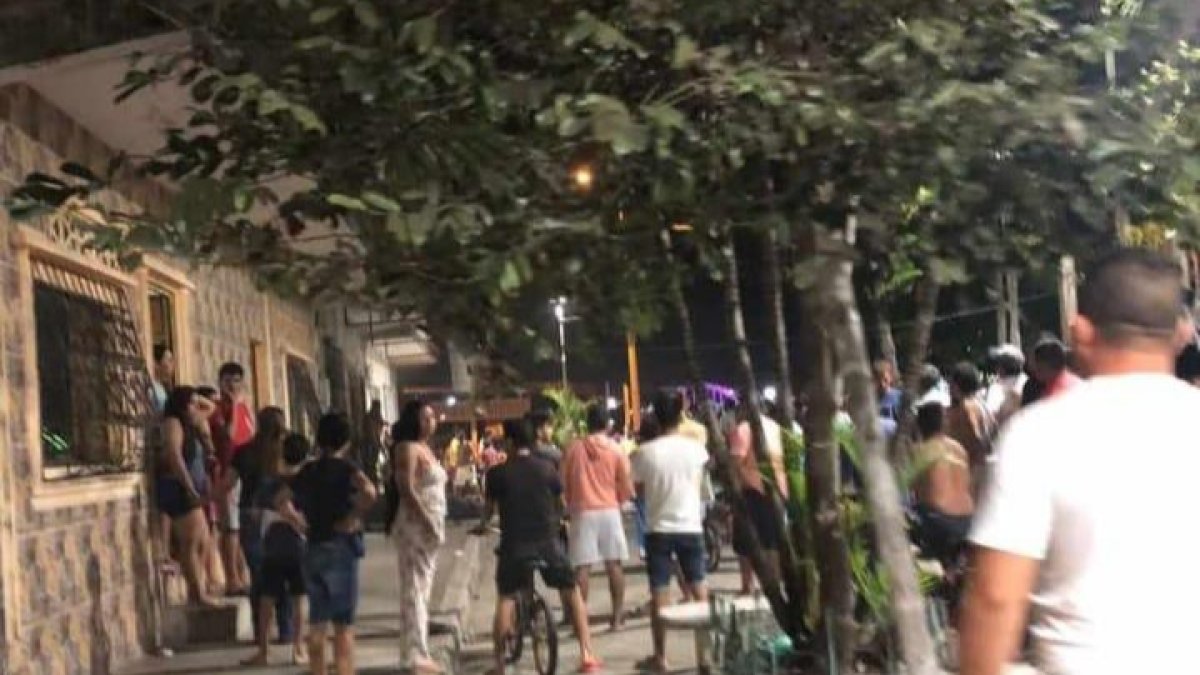 Una vivienda sufrió daños de consideración tras la explosión de un artefacto.