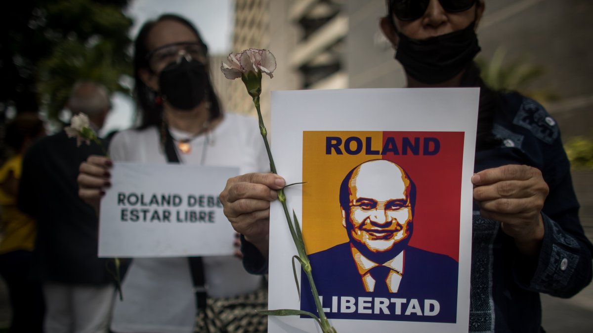 Caracas. El periodista Roland Carreño es uno de los excarcelados.