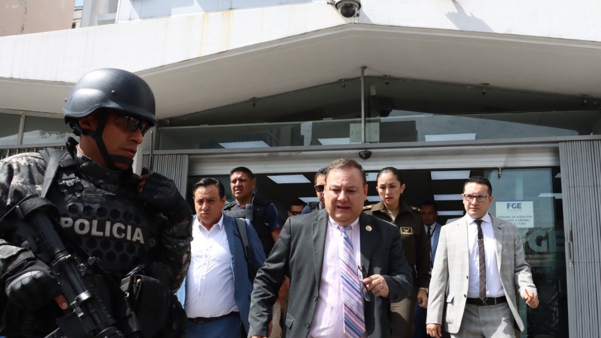 El exministro del Interior, Juan Zapata, es señalado por no ejecutar la totalidad del presupuesto asignado a su institución.