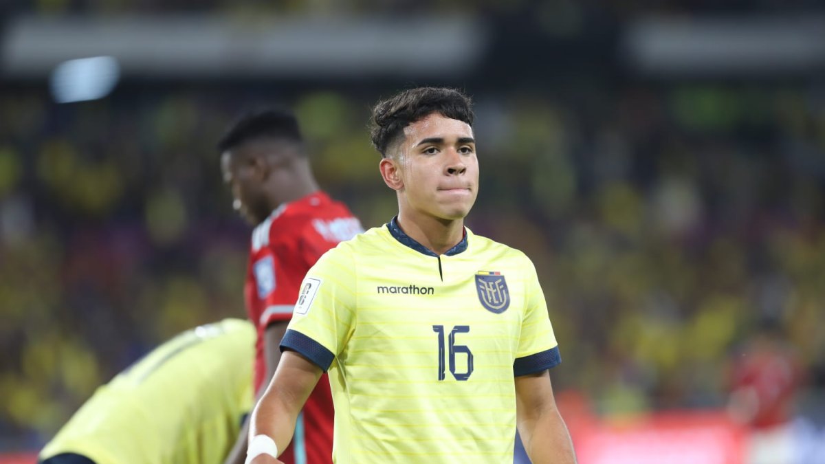 Kendry Páez ya juega en la selección absoluta de Ecuador.