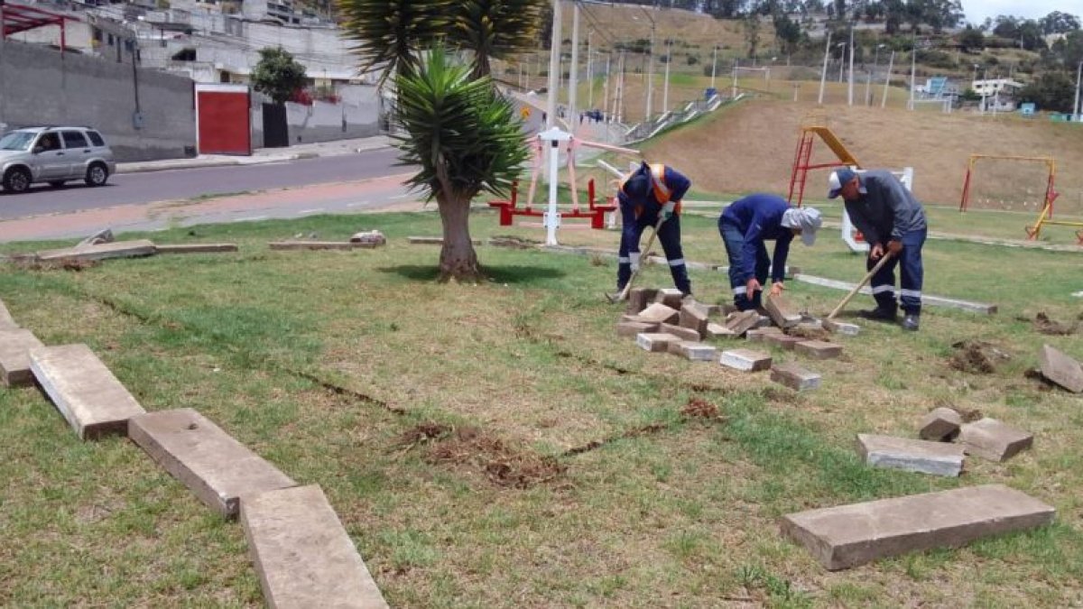 Niñas y niños del sector fueron los “arquitectos”, pensaron y diseñaron la renovación de este espacio público.